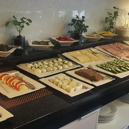 Hotel Daria 3*